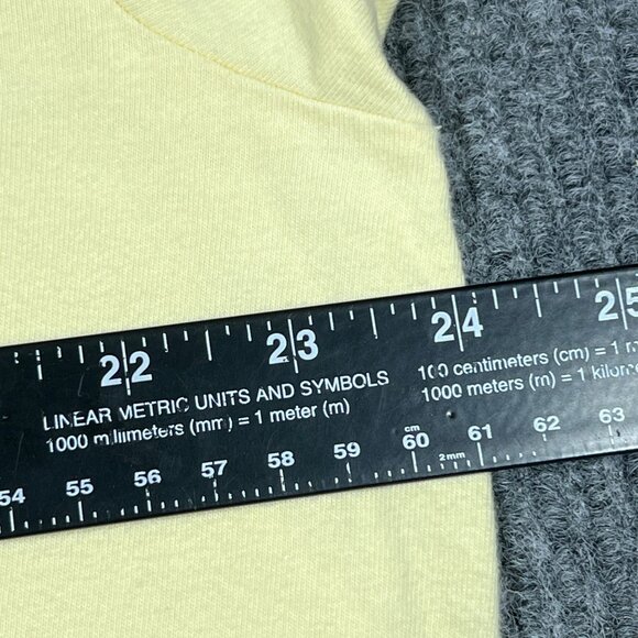 American Eagle Graphic Shirt Men XL Light Yellow Standard Fit N.Y. City USA 1977 - Picture 9 of 12